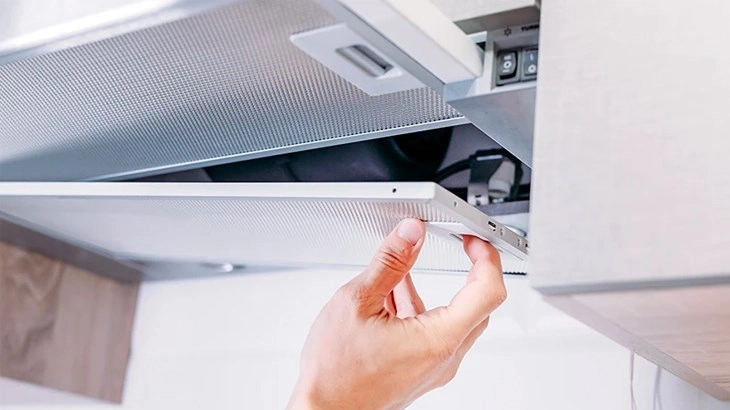 Máy hút mùi bị nhỏ nước có sao không - Nguyên nhân & cách xử lý